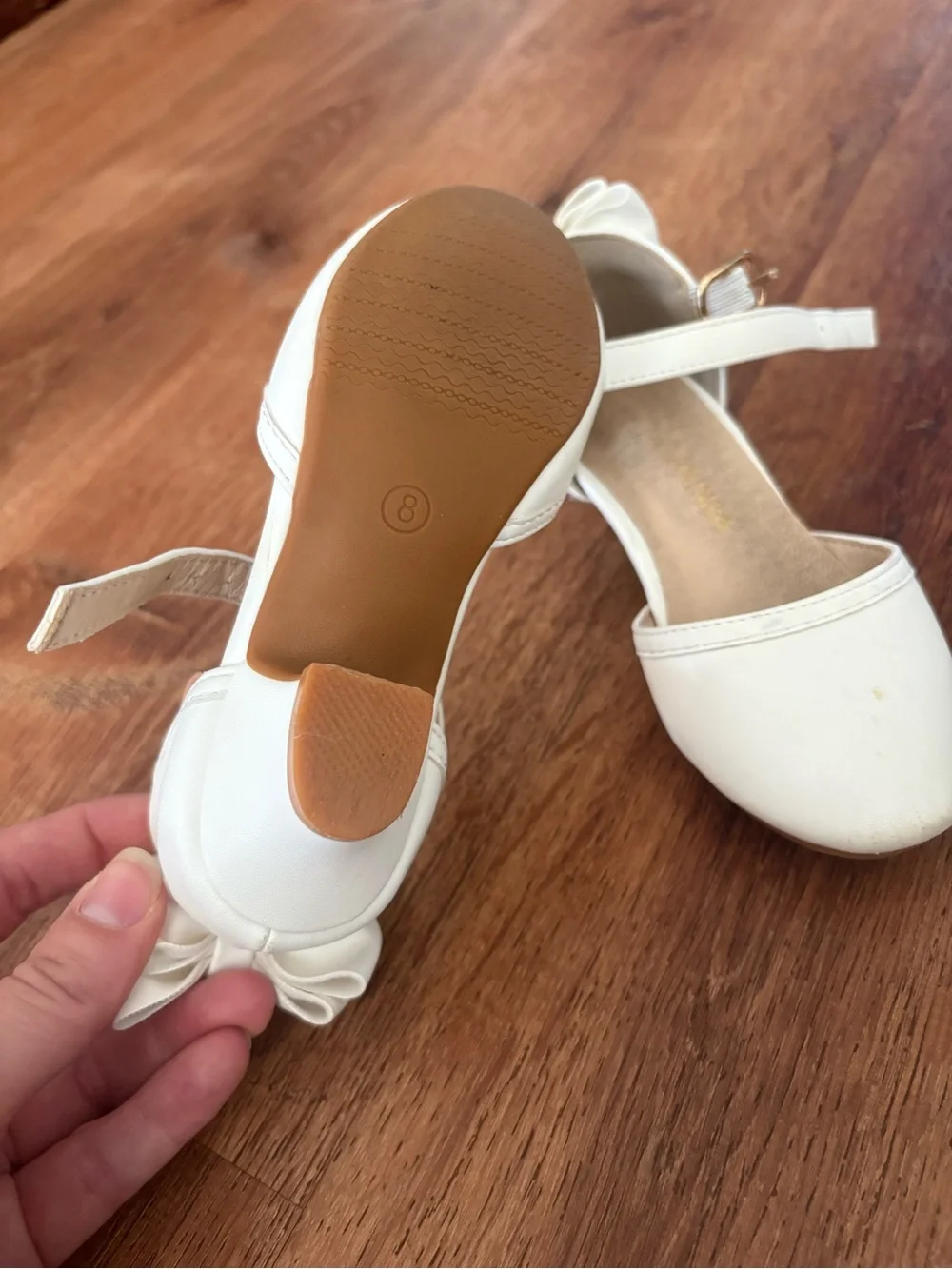 Girls White Bow Mary Jane Heel - Classic Dress Shoes